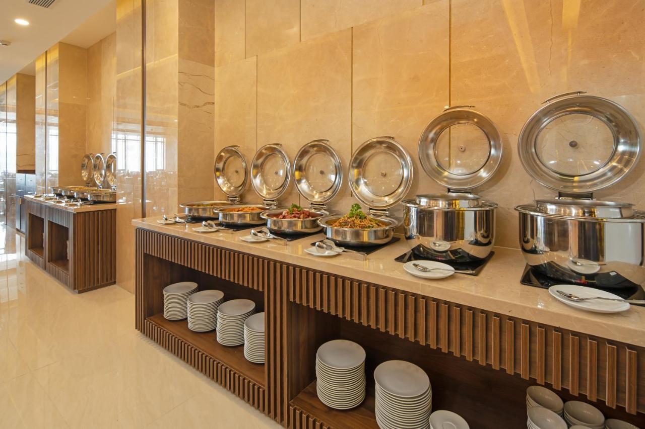 Gold Plaza Hotel Da Nang Exterior photo